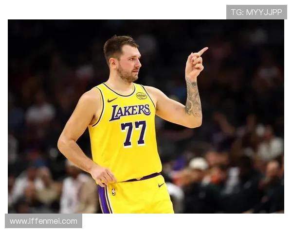 雷迪克：东契奇助力球队打出连胜局面